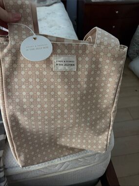 Poppy & Peonies Beige and White Patterned Tote Bag